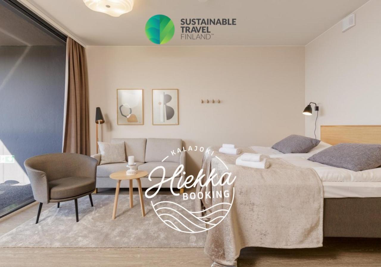 קאלאיוקי Marina Chalets Studios By Hiekka Booking - Sisaeltaeae Liinavaatteet Ja Loppusiivouksen מראה חיצוני תמונה